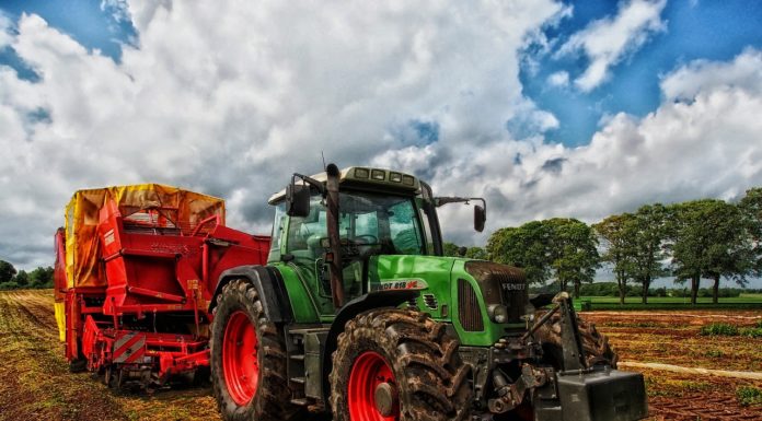 L'agricoltura è un settore importante dell'economia cremonese, in foto un trattore